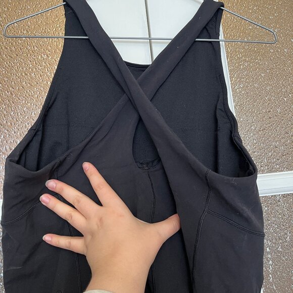 Lululemon High Neck Cross-Back Keyhole Tank Top - Size 12 Black - Picture 3 of 3